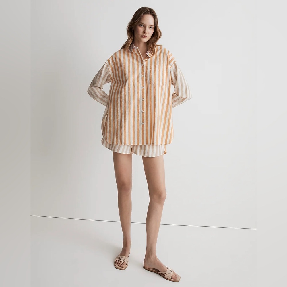 Madewell Signature Poplin Oversized Shirt in Size XS